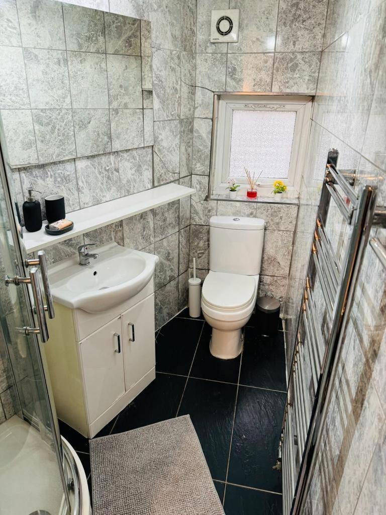 Willesden J Guest 4 Apartamento Londres